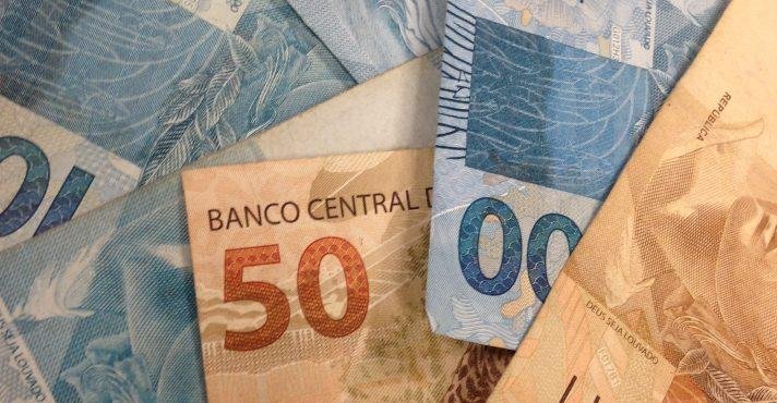 Segundo o Banco Central, o Índice de Atividade Econômica (IBC-Br), que antecipa o desempenho do Produto Interno Bruto (PIB), caiu 0,7% em maio