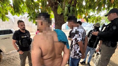 A ação teve como objetivo o cumprimento de mandado de prisão contra um homicida e o combate ao tráfico de drogas na região (Foto: Reprodução/SSPI)