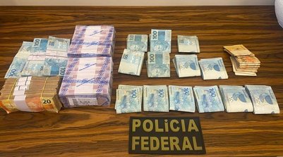 Apreensão da PF em operação contra desvio de recursos na educação (Foto: Reprodução/PF)