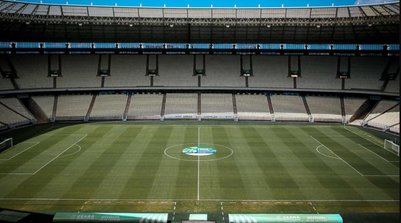 Arena Castelão, gramado (Foto: Divulgação/Sesporte)