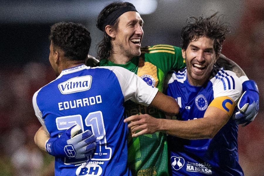 Com Cássio como herói, Cruzeiro assegurou classificação na competição nacional