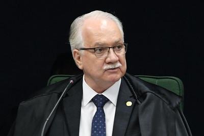 Ele defendeu o cumprimento, pelo Brasil, dos tratados internacionais de direitos humanos