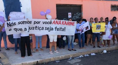 Familiares de mulher morta com facada por dívida de R$ 30 pedem justiça em Teresina (Foto: Millena Araújo / TV Clube)