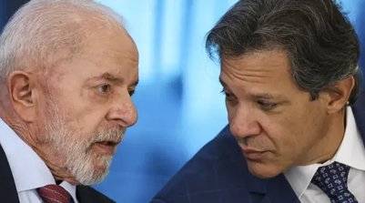 O presidente Lula e o ministro da Fazenda, Fernando Haddad: movimento arriscado, segundo técnicos do próprio governo (Foto: Reprodução/Agência Brasil)