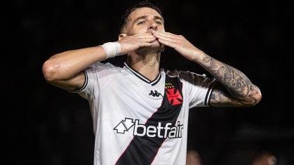 Pablo Vegetti é o líder em gols entre todas as equipes da Série A em 2025
