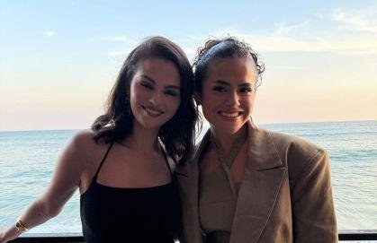 Selena Gomez e Maisa em Los Angeles