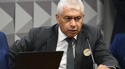 Empresário Rubens Oliveira Costa ocultou documentos, segundo o relator da CPMI (Foto: Agência Senado)
