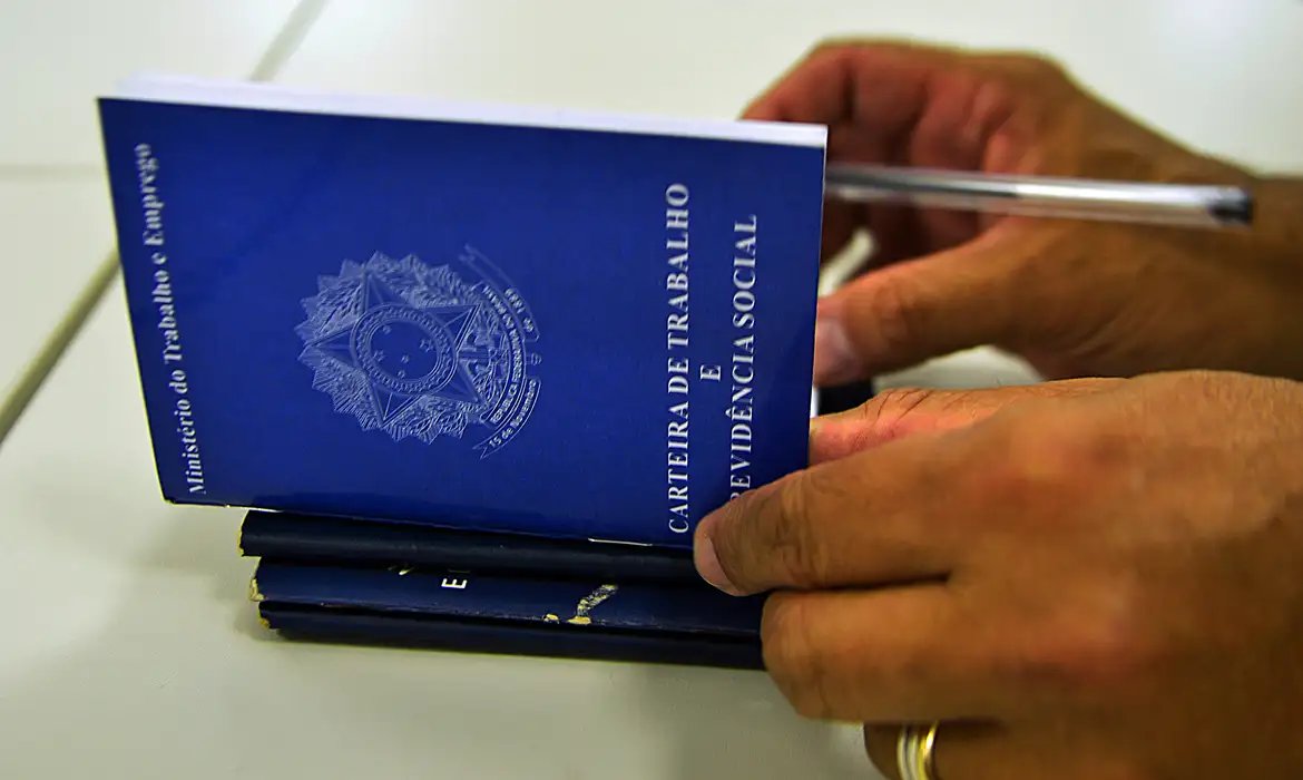 Número representa queda com relação ao mesmo mês de 2024