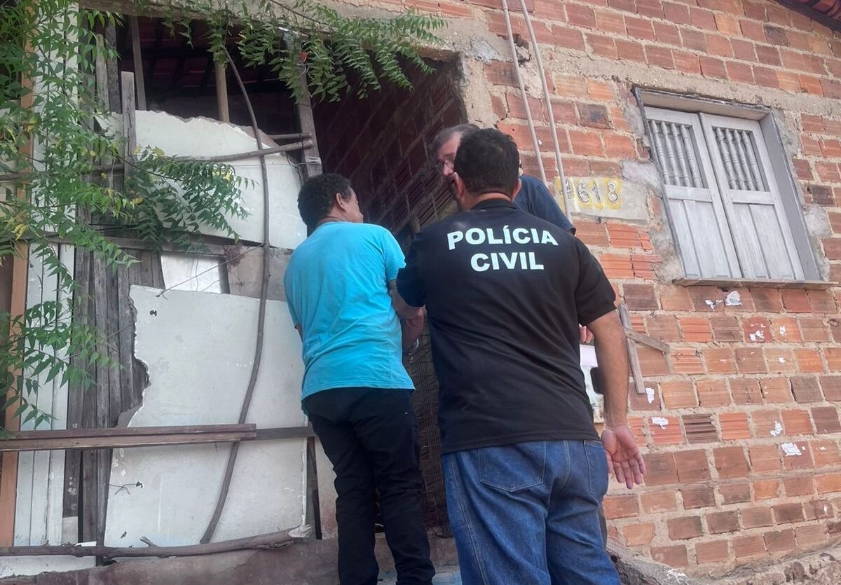 O crime ocorreu em 2020, mas só foi denunciado em 2025, quando a vítima conseguiu se fortalecer e procurar a delegacia