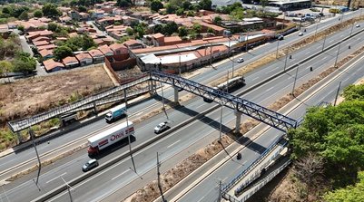 Passarela da BR-316, na Zona Sul de Teresina (Foto: Divulgação/Águas de Teresina)