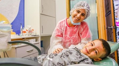 Atendimento feito na Carretinha da Saúde. (Foto: Ascom Sesapi)