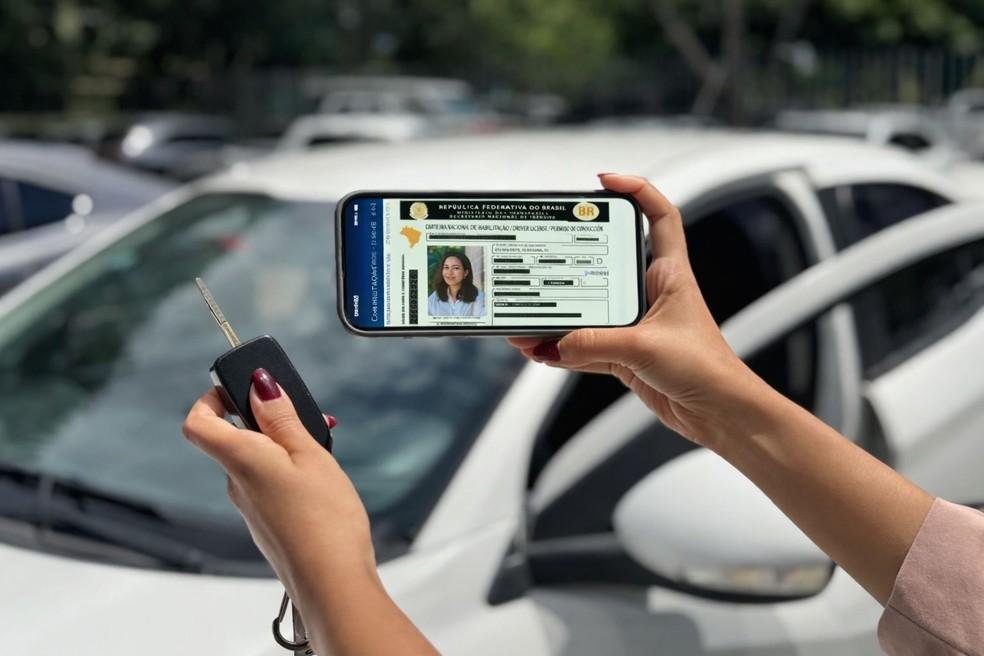 Condutor precisa autorizar sua inclusão no Registro Nacional Positivo de Condutores.