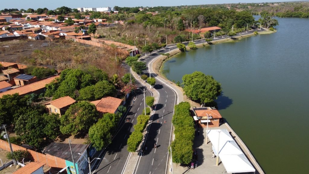 Orla do Açude de Água Branca