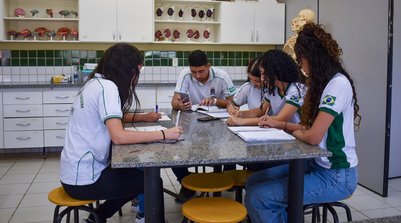 UFPI divulga edital com 150 vagas para curso técnico em Enfermagem do Programa FORMATEC-SUS nos Colégios Técnicos (Foto: Divulgação / UFPI)