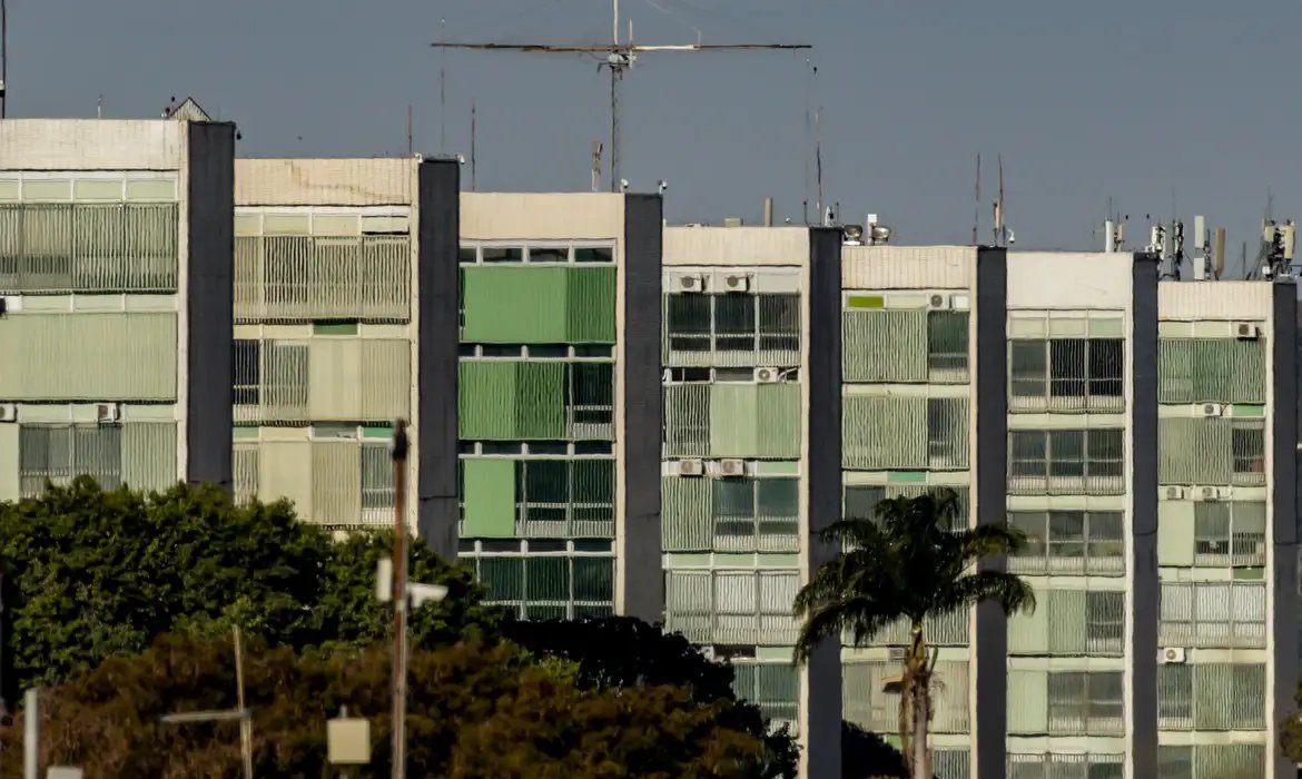 Precatórios cancelados e alta do petróleo reforçaram caixa da União