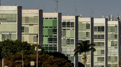 Precatórios cancelados e alta do petróleo reforçaram caixa da União (Foto: Rafa Neddermeyer/Agência Brasil/ARQUIVO)