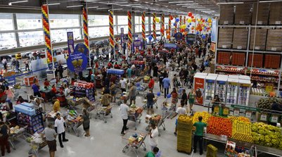 Primeiro final de semana de aniversário do Assaí reúne preços especiais em diferentes categorias; ofertas (Foto: REPRODUÇÃO)