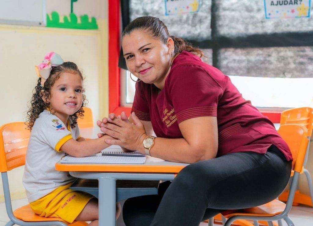 Servidores da educação municipal terão feriado prolongado após decisão do Prefeito Silvio Mendes