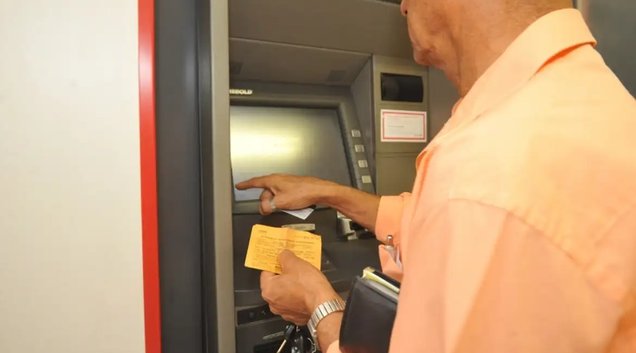 Nas cidades onde fecham às 15h, a abertura será antecipada (Foto: ARQUIVO/AGÊNCIA BRASIL)