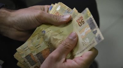 Primeiro lote de pagamento sairá dia 16 de fevereiro: R$ 2,5 bilhões (Foto: MARCELLO CASAL JR/AGÊNCIA BRASIL/ARQUIVO)