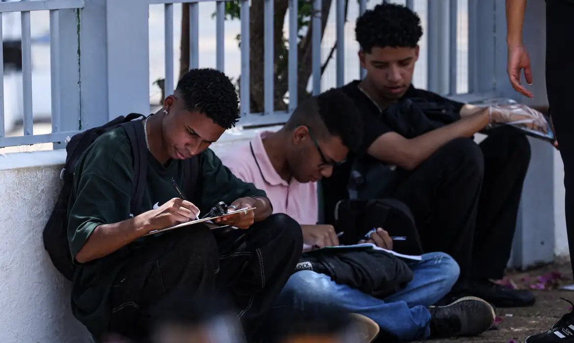 São mais de 112 mil vagas em 19 mil cursos