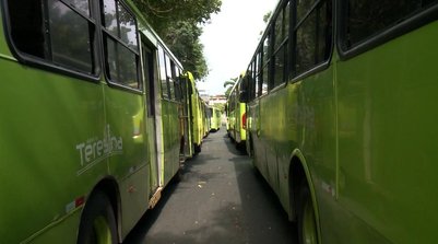 Aumento no preço do óleo diesel pode provocar redução na frota de ônibus de Teresina (Foto: Reprodução/TV Clube)
