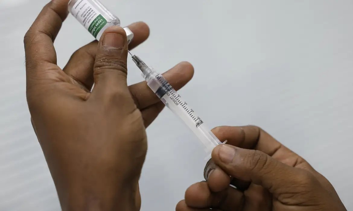 Imunização contra gripe prossegue até o dia 30 de maio