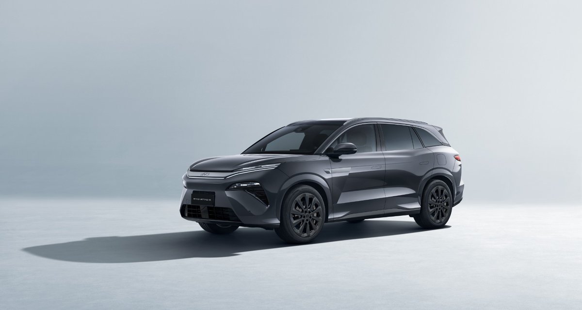 No quesito segurança e dinâmica, o SUV incorpora a suspensão