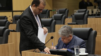 O parlamentar é autor de indicativo que propõe a redução da alíquota do imposto (Foto: Reprodução/ALEPI)