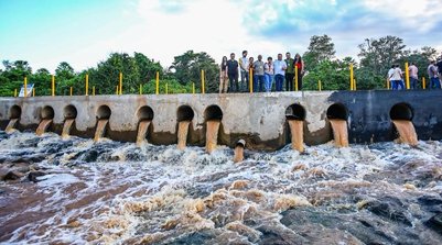 Passagem molhada da localidade Alagoinha, em Oeiras. (Foto: Geirlys Silva)