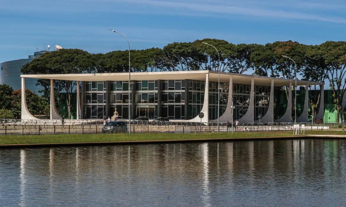 Três ministros já votaram; resta apenas o voto de Gilmar Mendes