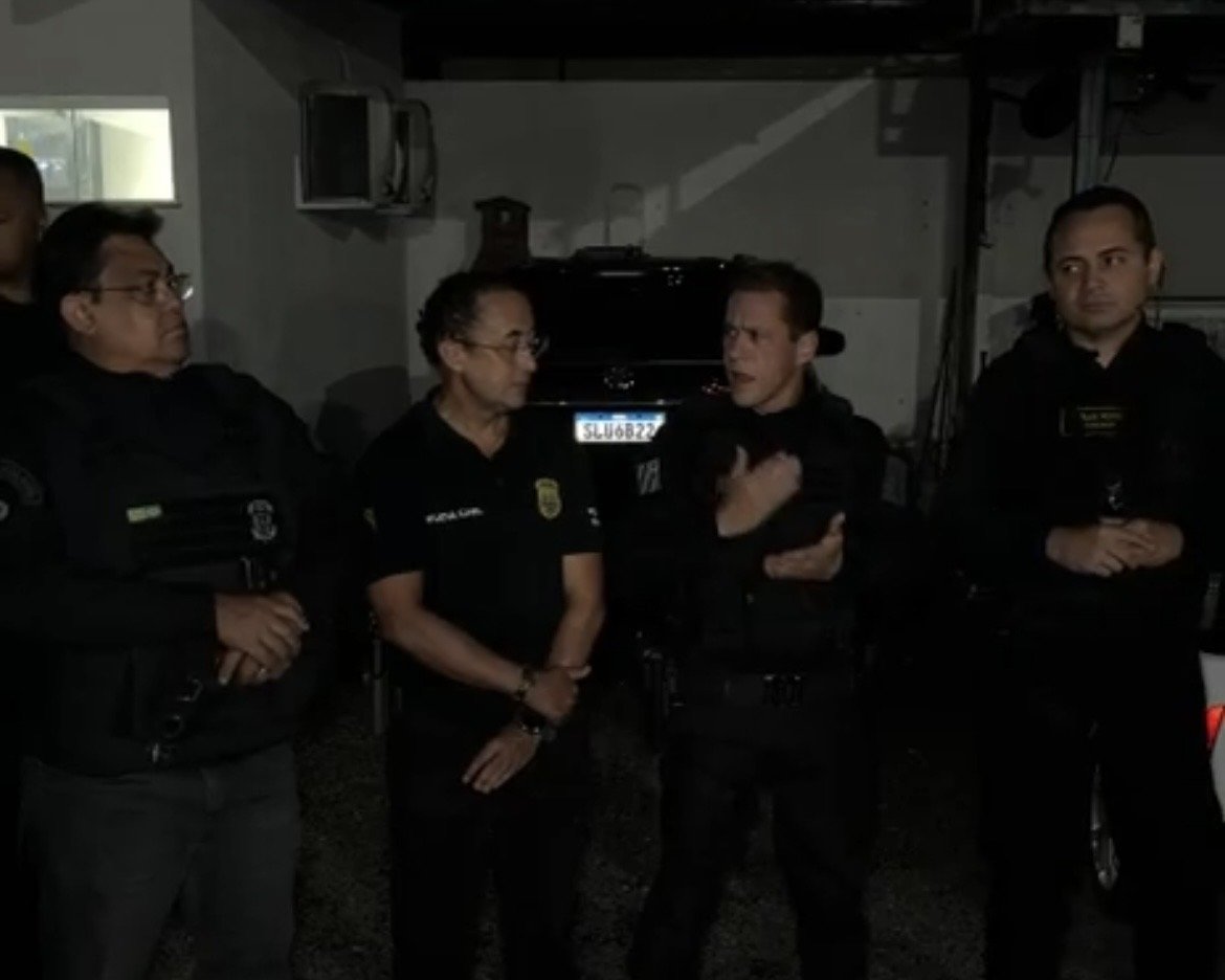 As investigações apontam que o grupo atuava de forma estruturada, com divisão de funções e organização logística