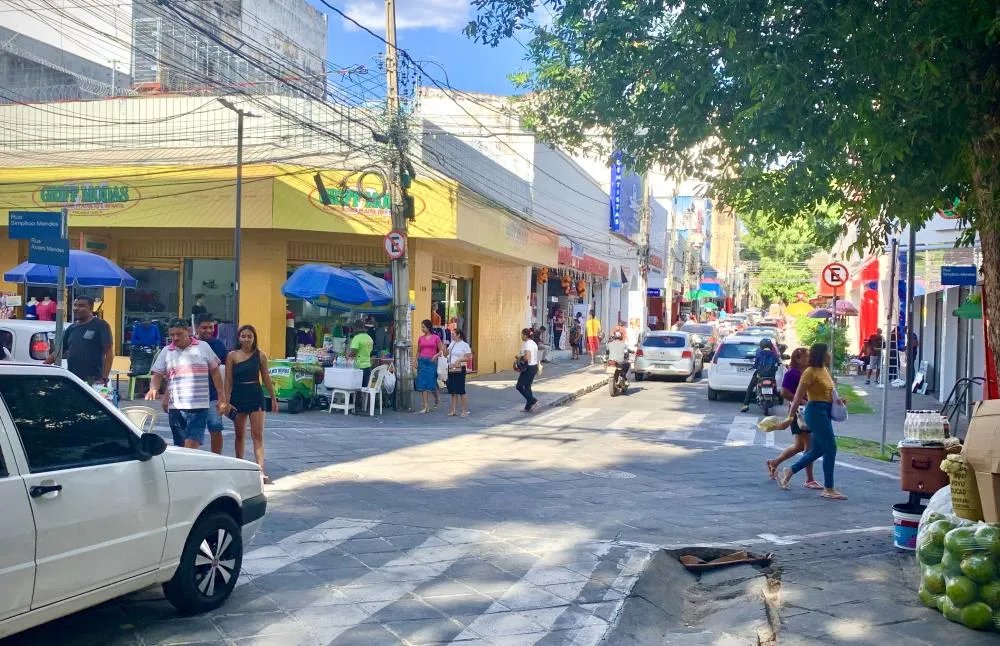 Em alusão ao Dia das Mães,