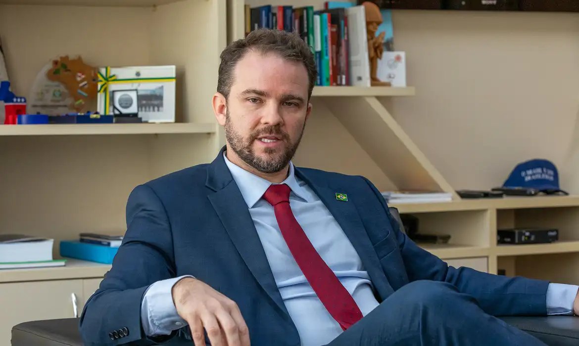 Medida pode integrar pacote de crédito em estudo