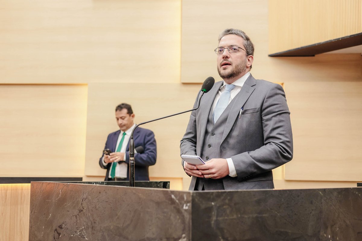 O parlamentar criticou a falta de fiscalização dos recursos por parte dos bancos