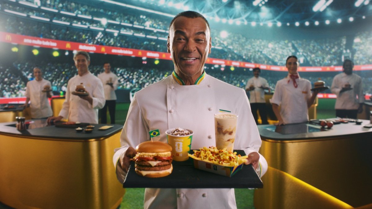 Para a maior Copa do Mundo da Fifa, Méqui entra em campo com o melhor menu e traz Cafu, em campanha como embaixador