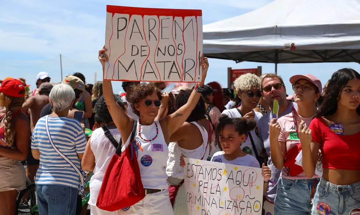 Legislação anunciada nesta semana trata dos ambientes físico e virtual