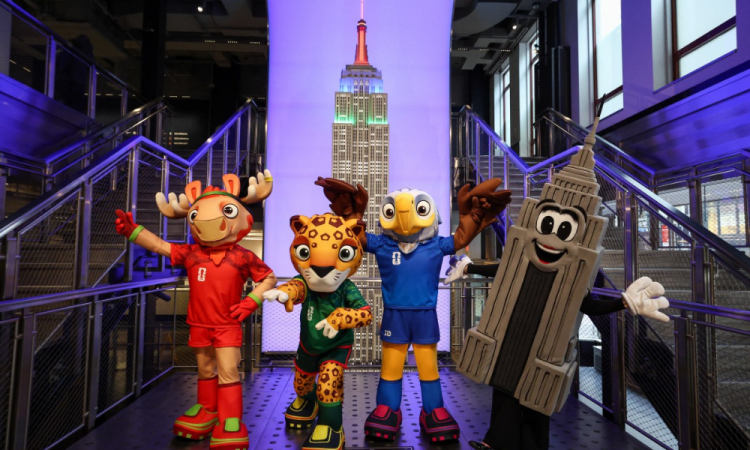Mascotes da Copa do Mundo da FIFA, Maple, Zayu e Clutch