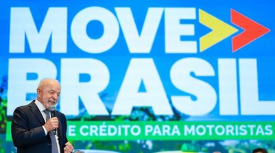Presidente da República, Luiz Inácio Lula da Silva, durante cerimônia alusiva ao lançamento do Move Aplicativos – linha de crédito para motoristas de aplicativo e taxistas. Foto: Ricardo Stuckert / PR (Foto: Divulgação / InfoMoney)