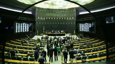 Após aval de comissão, proposta segue para análise especial (Foto: LULA MARQUES/ AGÊNCIA BRASIL)