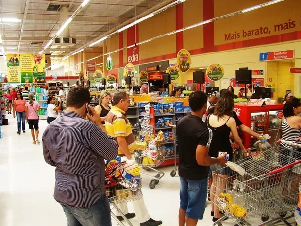 Em 12 meses, IPCA soma 4,72% e fica fora de limite de tolerância