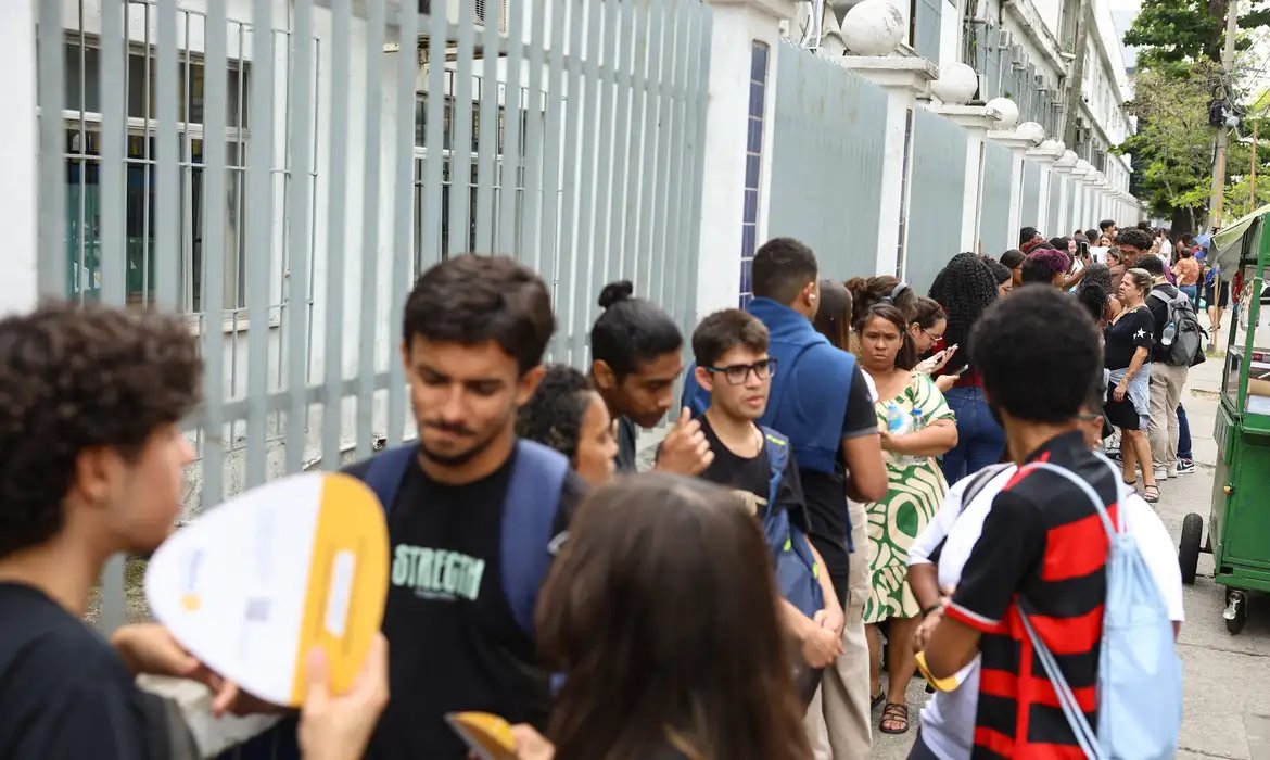 Guia de Recolhimento da União (GRU) tem valor de R$ 85