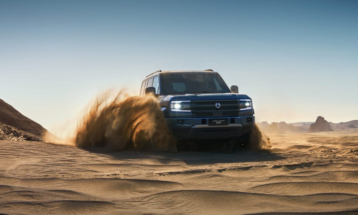 Novo SUV premium da DENZA combina mais de 680 cv, autonomia de 1.000 km e tecnologia híbrida