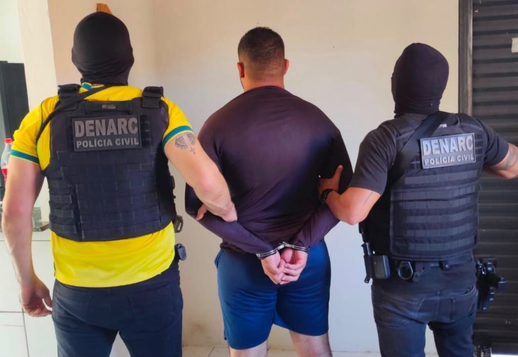 O coordenador do DENARC, delegado Samuel Silveira, destacou que a ação integra as diretrizes