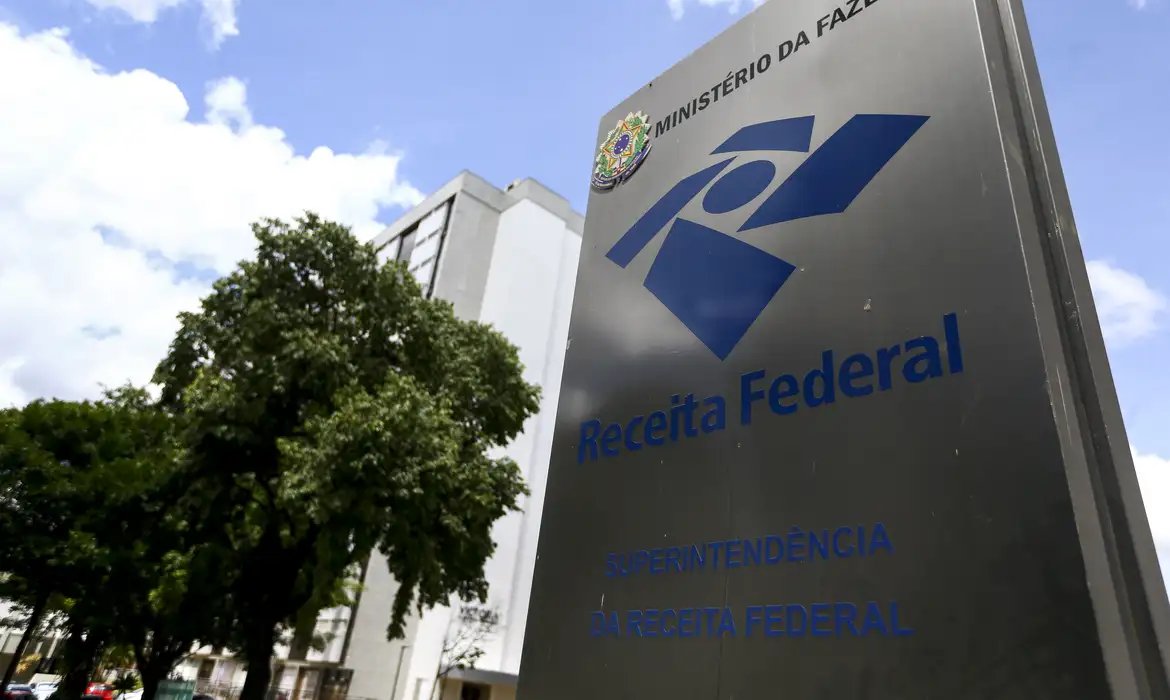 Cerca de 2,7 milhões de contribuintes receberão R$ 4,6 bi em 31/07