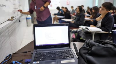 Documentação está descrita no edital do processo seletivo (Foto: José Cruz/Agência Brasil)