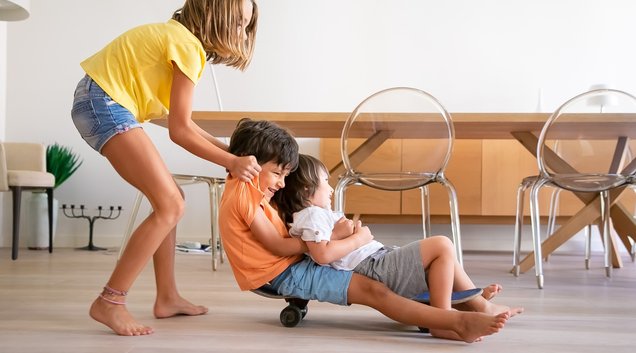 Especialista alerta para queimaduras, quedas, intoxicações e afogamentos dentro de casa (Foto: Reprodução)