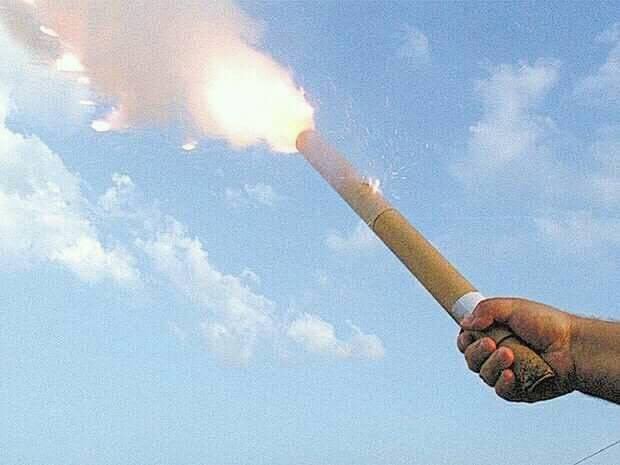 Fogos de artifícios.
