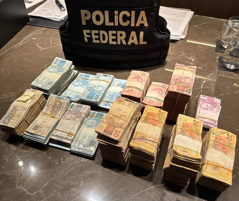 Ação cumpre 18 mandados de busca e apreensão no Distrito Federal e no Maranhão