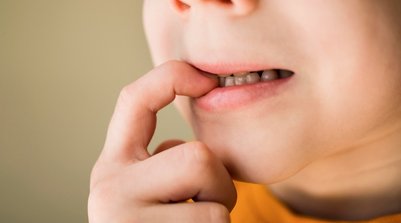 Além disso, Tainá reforça que os dentes de leite desempenham um papel (Foto: Reprodução)